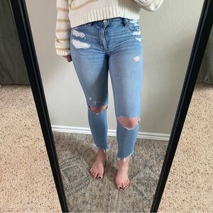 American Eagle Cropped Jeans